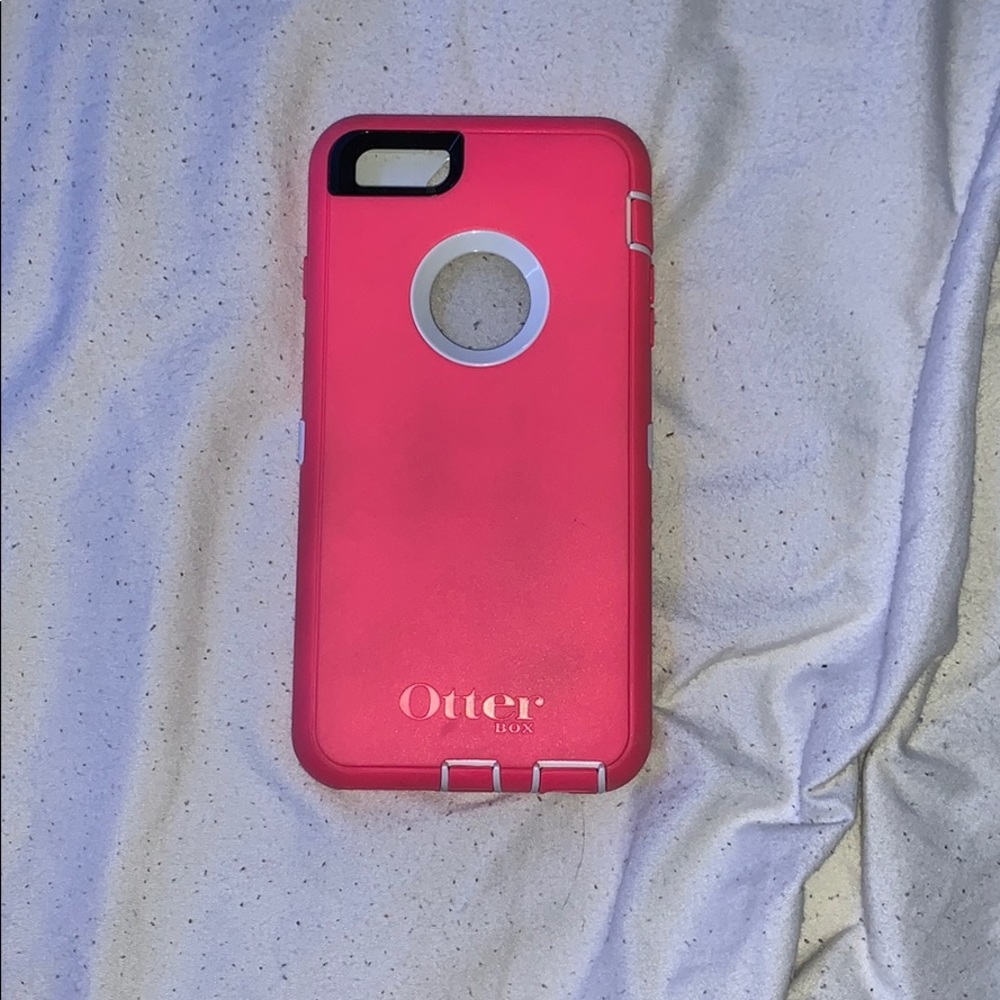 IPhone 6 Plus otter box phone case